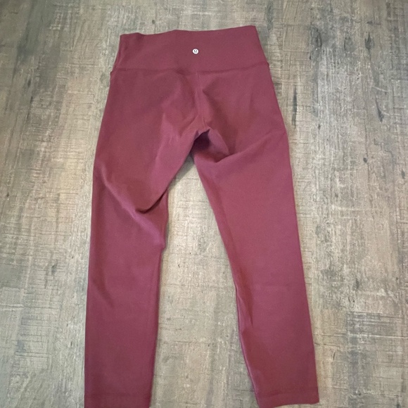 Lululemon Wunder Under Leggings Size 8 - Picture 3 of 3